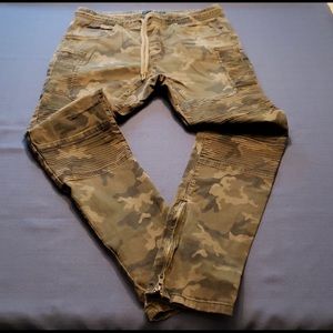 Camo jogger pants